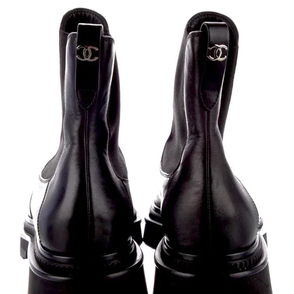 CHANEL Leather CC Chelsea Boots - Picture 2 of 9